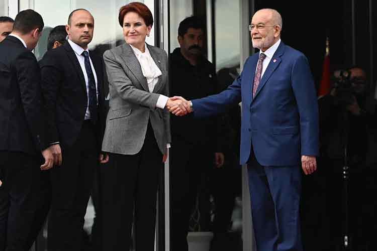 Ve Akşener yeniden Altılı Masa'da