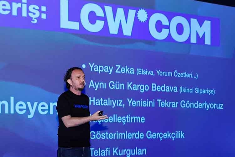 Moda dünyasının yeni dijital AVM'si