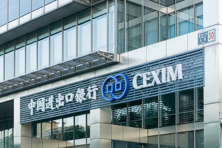 Çin Exim Bank, Pakistan'ın kredisinin vadesini uzattı