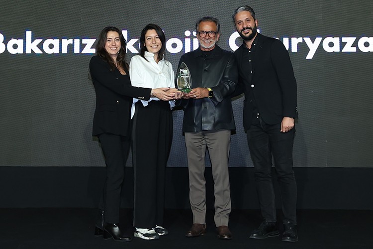 Hayat Holding'e sürdürülebilirlik alanında iki prestijli ödül