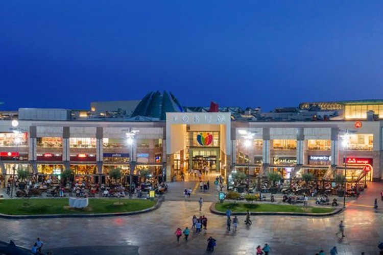 76 milyon ziyaretçi ağırladı