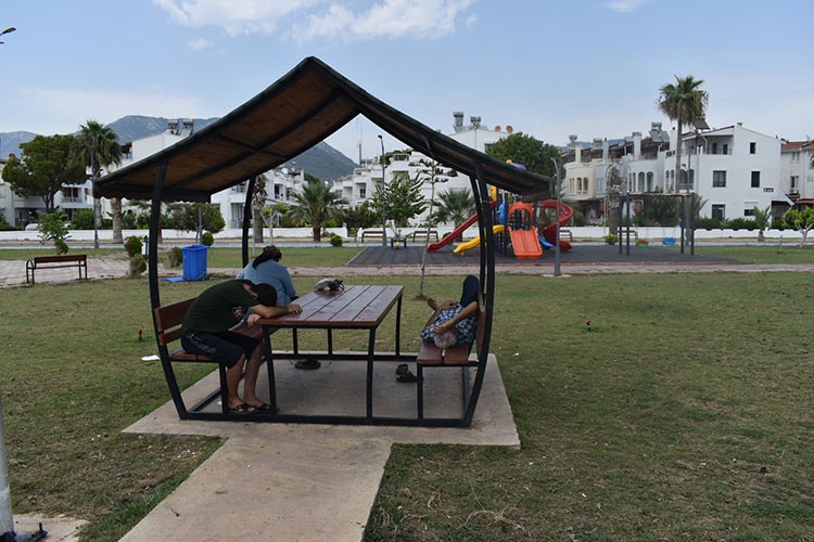 Adana, Mersin, Hatay ve Osmaniye'de hava sıcaklığı 40 dereceyi aştı