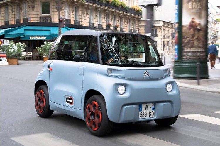 Türkiye'de trafiğe kayıtlı elektrikli otomobil sayısı 350 bine yaklaştı