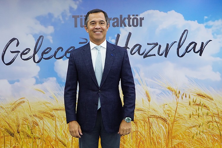 TürkTraktör Adana Tarım Fuarı'nda Çiftçileri Bekliyor