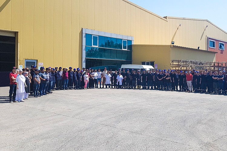 Devler ligine adını yazdırdı