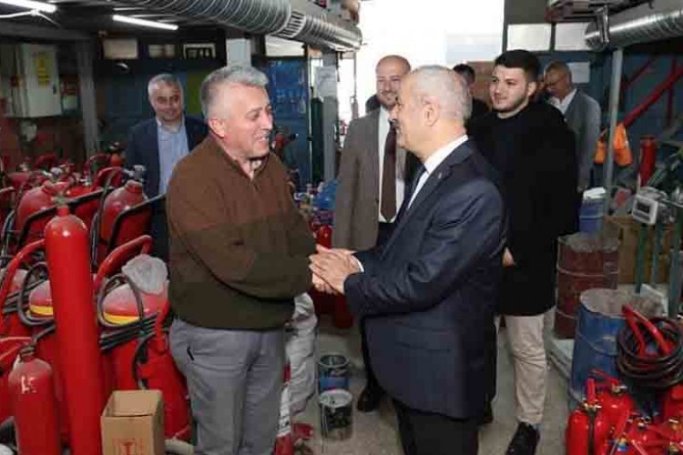 BAŞKAN ADAYI BÜYÜKGÖZ K. SANAYİ ESNAFLARINI DOLAŞTI