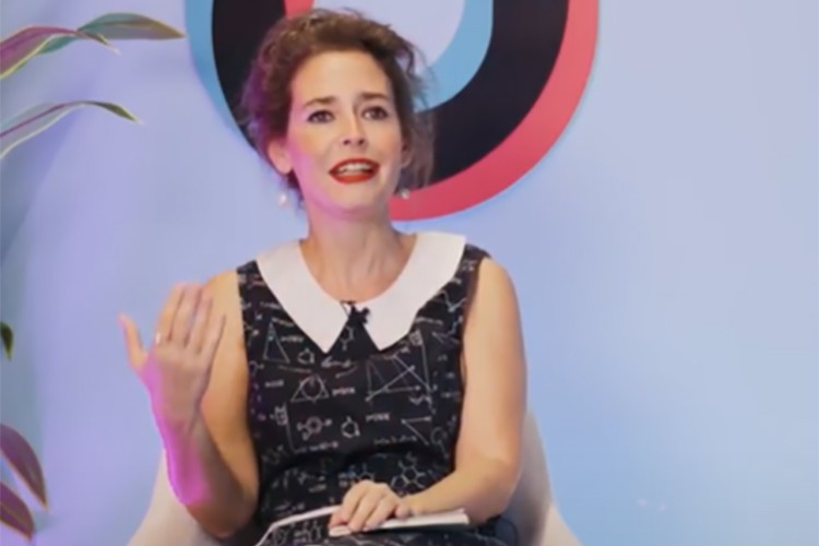 Cumhuriyet benim için kadın demek