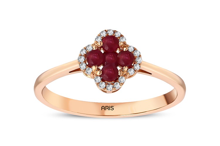 Ariş Pırlanta'dan yonca ilhamlı Charmy koleksiyonu