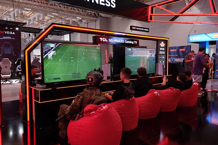 Gaming İstanbul'da Cosplayer'lar yarışıyor