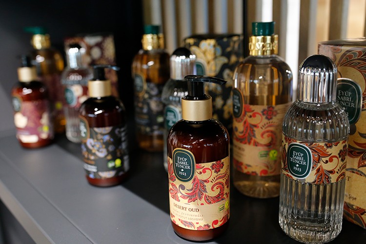 Eyüp Sabri Tuncer, ürünlerini 74 ülkeye ihraç ediyor