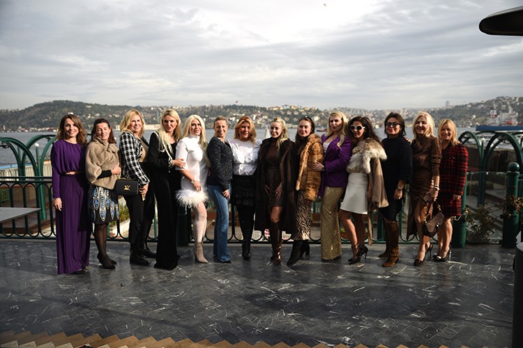 Değerli eserler umut için satıldı