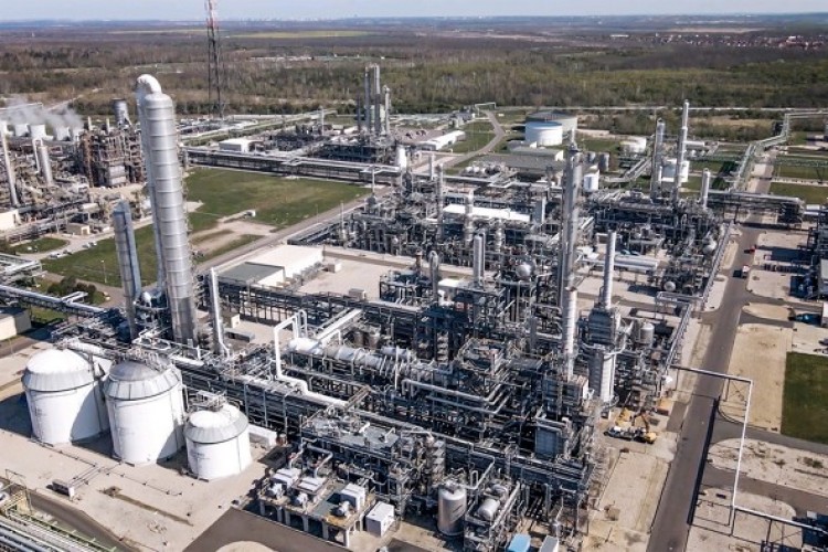 Almanya'da sanayi üretimi yüzde 1,4 azaldı