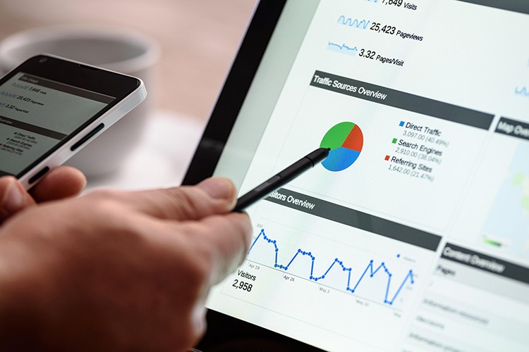 Her 5 liralık ticaretin 1 lirası internetten yapılıyor