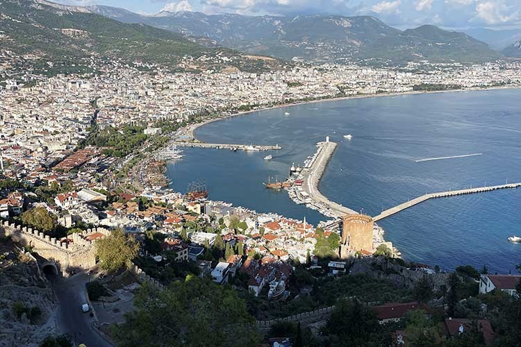Alanya'da turizm hareketliliği ekimde de sürecek