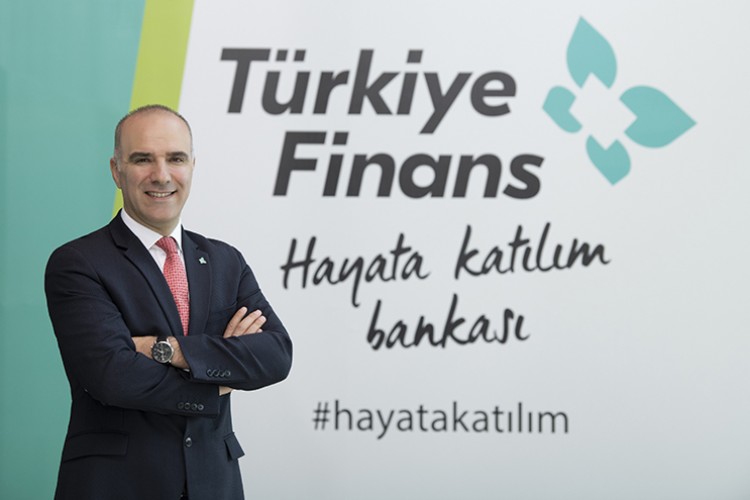 Türkiye Finans'tan öğretmenlerimize özel destek paketi