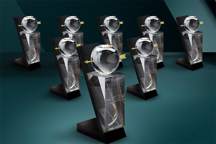 Karaca, 37. Kristal Elma Ödülleri'nde 8 Ödül Kazandı!