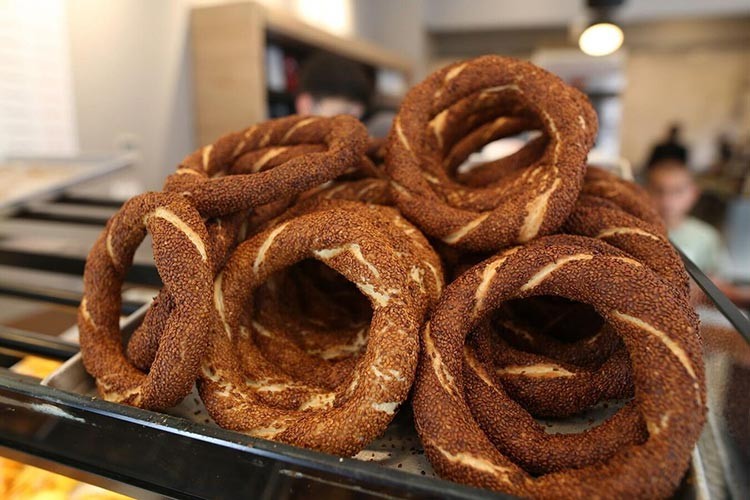 İstanbul'da simit 5 lira oldu