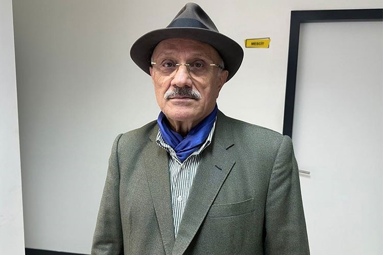 Kocaeli-İstanbul arasında eğitim aşkına mekik dokuyor