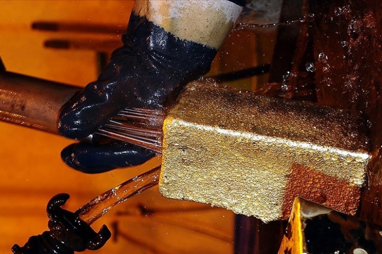 Türkiye'nin yeraltında bekleyen 5 bin ton altını yaklaşık 300 milyar dolar değerinde