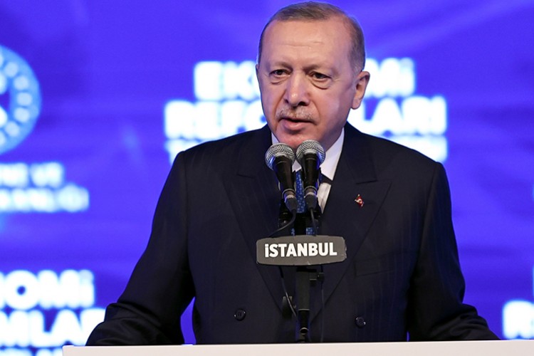 Reform paketini açıkladı