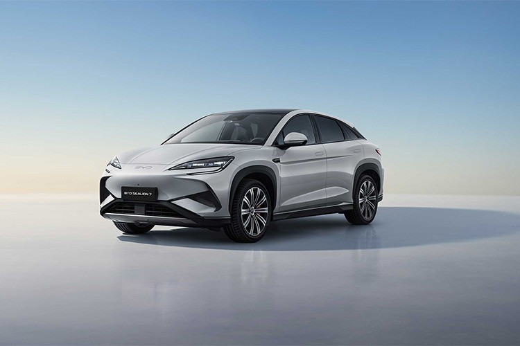 Sealion 7 ile ürün gamını genişletiyor