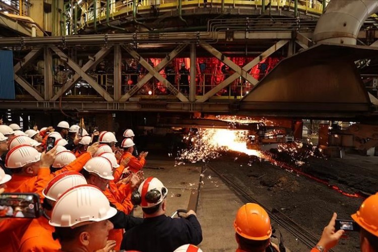 Zübeyde yeniden devrede