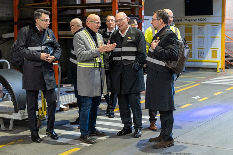 Polonyalı Wielton ile distribütörlük anlaşması imzaladı