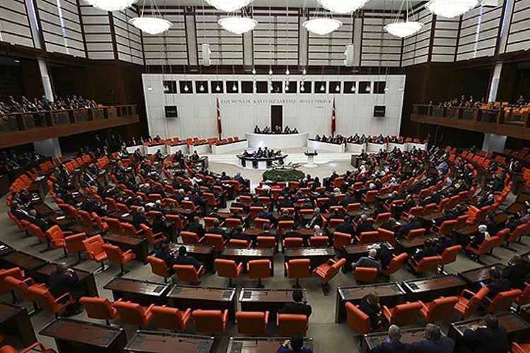 KKM'ye vergi istisnası kabul edildi