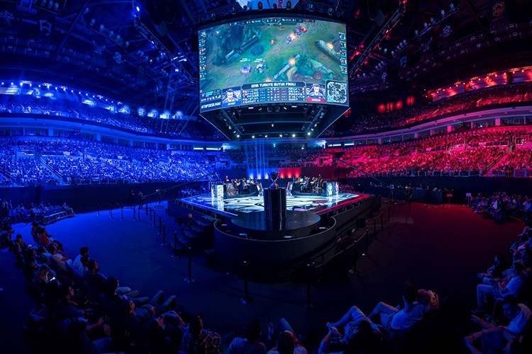 Pazar 1.5 milyara koşuyor