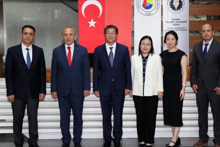 Çinli BYD firması yetkilileri, Manisa'da ziyaretlerde bulundu