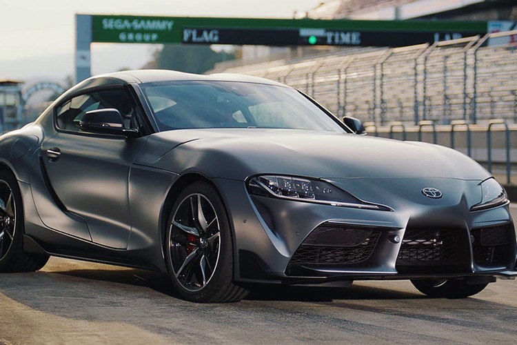 Efsane yollara dönüyor