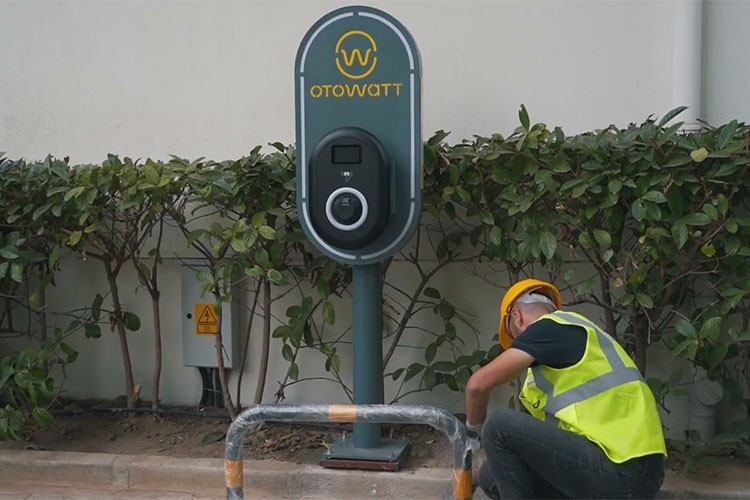 Otowatt, şarj istasyonlarını yeşil enerjiyle besliyor