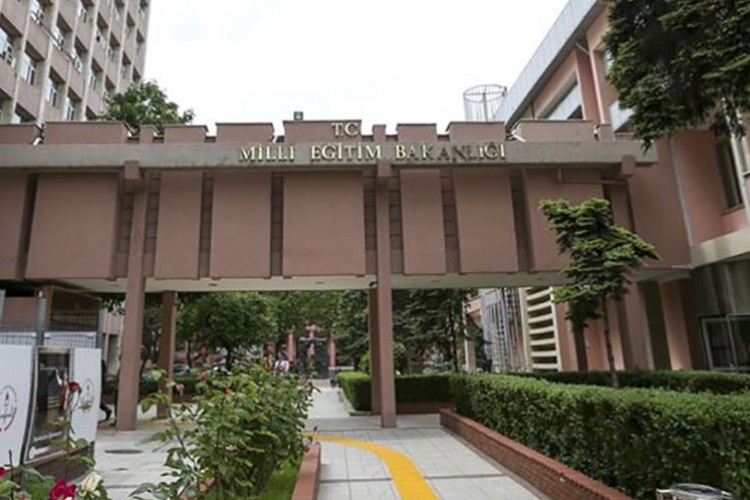 Proje okullarına müdür başyardımcısı atanmasına imkan sağlandı