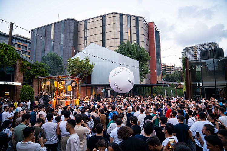 Espressolab Roastery'de birinci yıl coşkusu