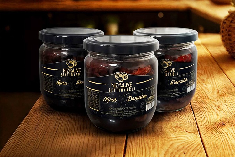 Sofralara yeni bir lezzet: Zeytinyağlı kuru domates