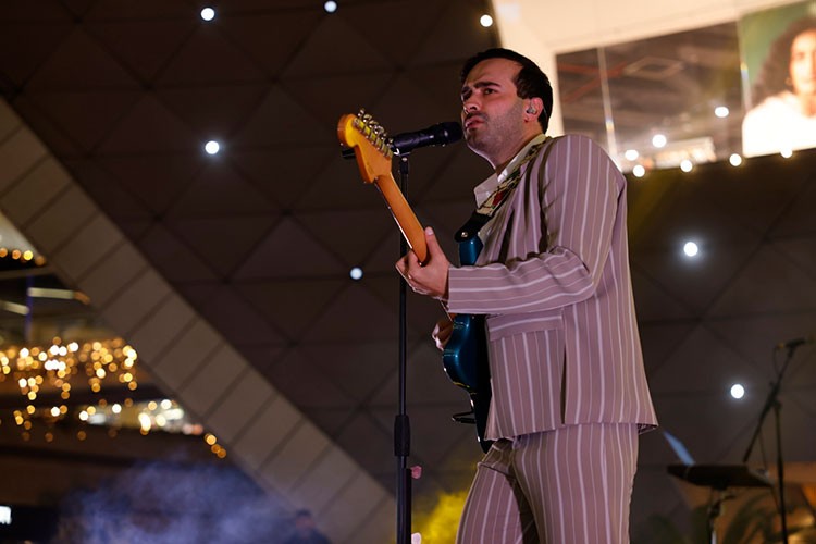 Mert Demir konserine büyük ilgi