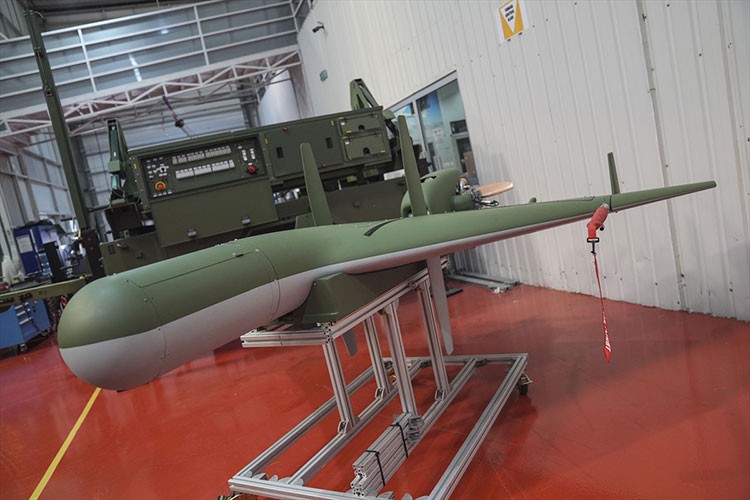 Yerli "dolanan mühimmatın" ilk işi ihracat oldu