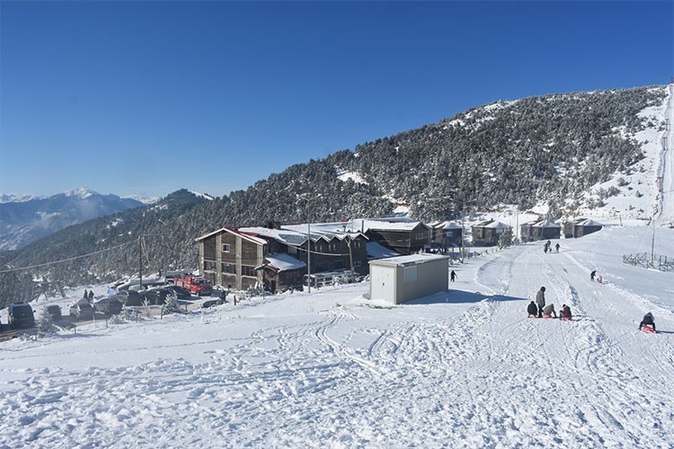 Zigana'da kayak sezonu erken başladı