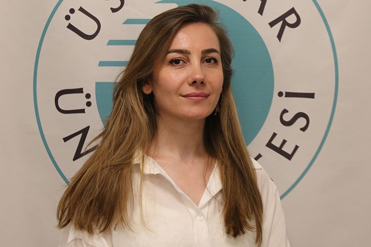 Takma kirpik kullanımında göz sağlığına dikkat