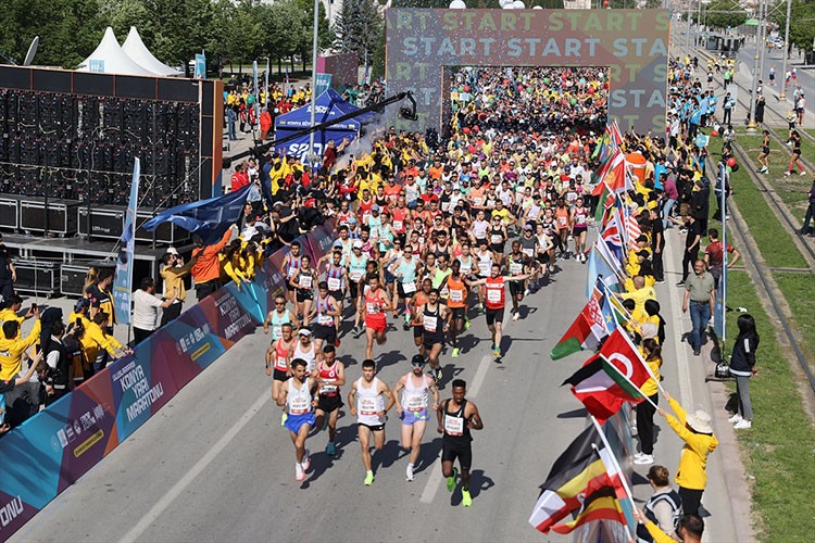 4. Uluslararası Konya Yarı Maratonu koşuldu