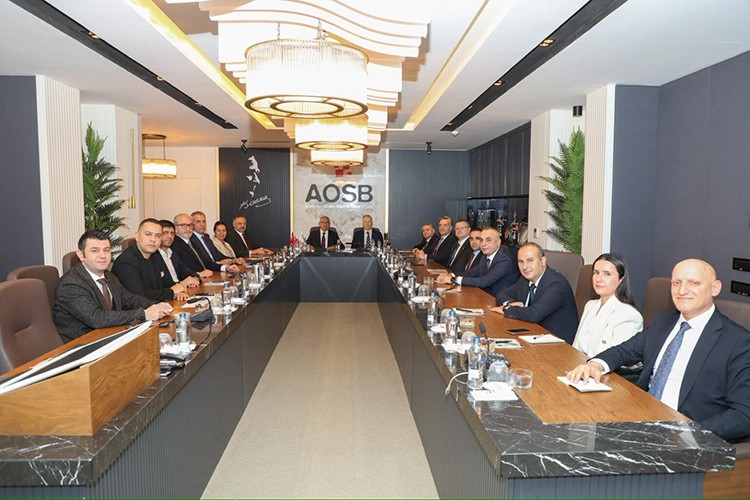 Bütüncül yönetim anlayışını benimsiyoruz