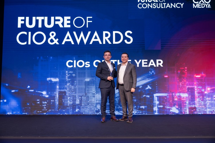 Kalyon Holding Bilgi Sistemleri Grup Başkanı Oğuzhan Yıldız'a