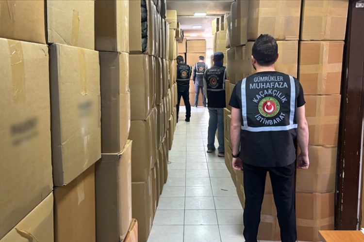 Gümrük muhafaza ekipleri sigara ve tütün kaçakçılığına geçit vermiyor