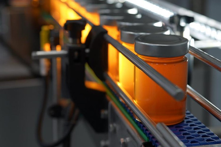 Arıcının izini sürün