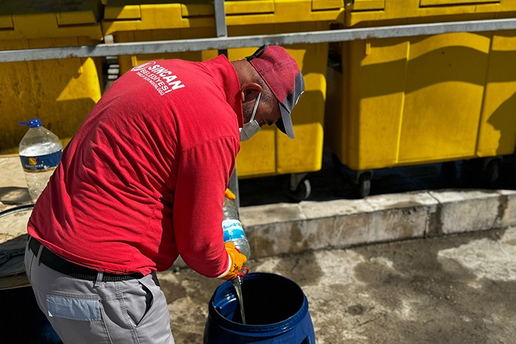 7 yıldır atık yağları geri dönüşüme kazandırıyor