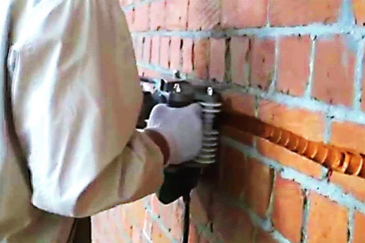 Şantiyeler virüs dinlemiyor