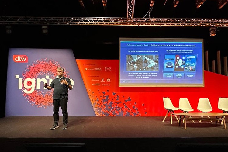 "Mobilitenin geleceğini inşa ediyoruz"