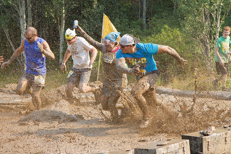 Çamurfest katılımcılarına NG Afyon Motofest sürprizi
