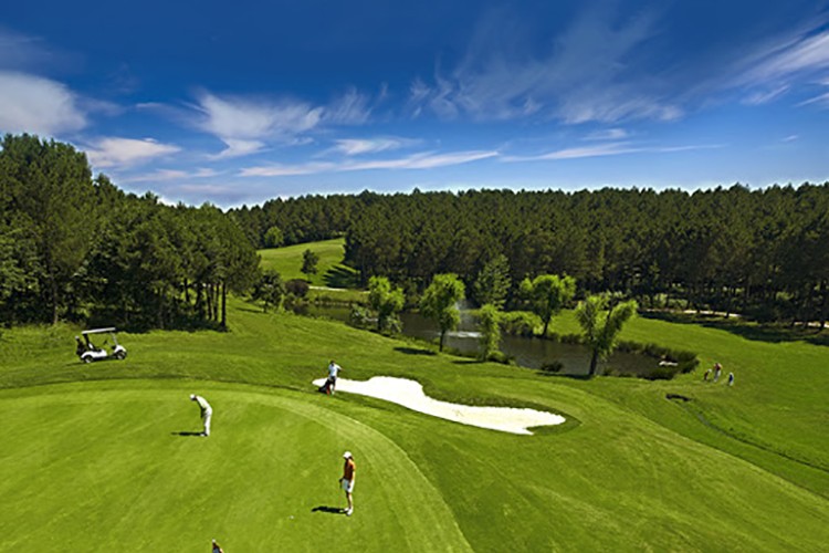 Golf tesisi kiralanacak