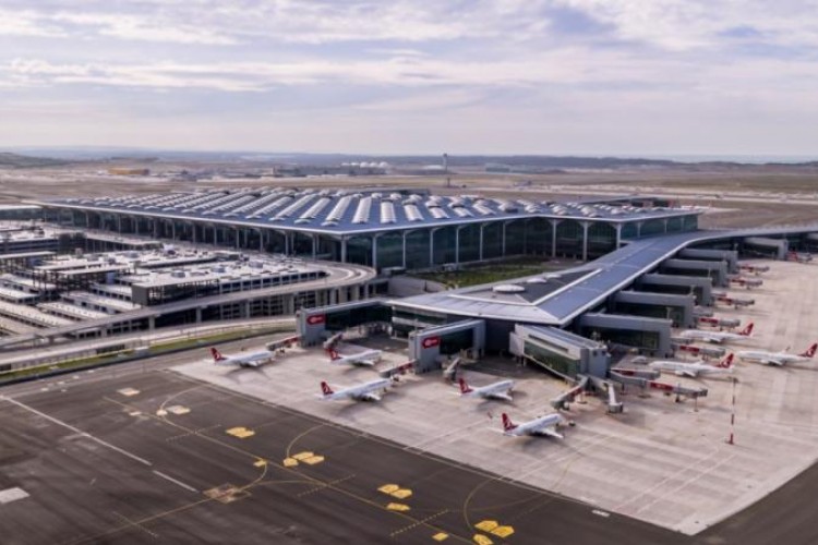 İstanbul'daki havalimanlarının yolcu sayısı yüzde 13 arttı